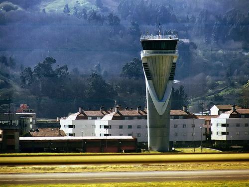 Bilbao Airport. Photo by Andres Rueda.