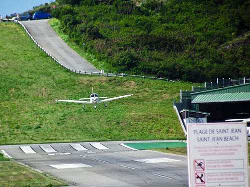 Runway 10, taken from the beach at St Barthélemy. Photo by Martin Varsavsky.